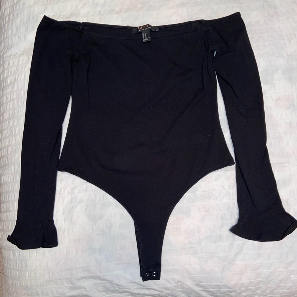 Women’s black off the shoulder bodysuit.